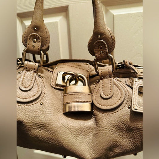 ๐ Chloรฉ Paddington 2006 โ Stone/Beige Pebbled Leather & Matte Silver Hardware ๐ชจโจ