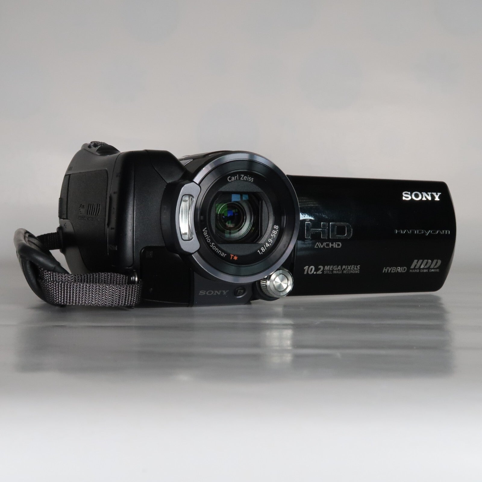 Sony HDR-SR12E Full HD AVCHD Handycam Camcorder – 120GB Internal Storage