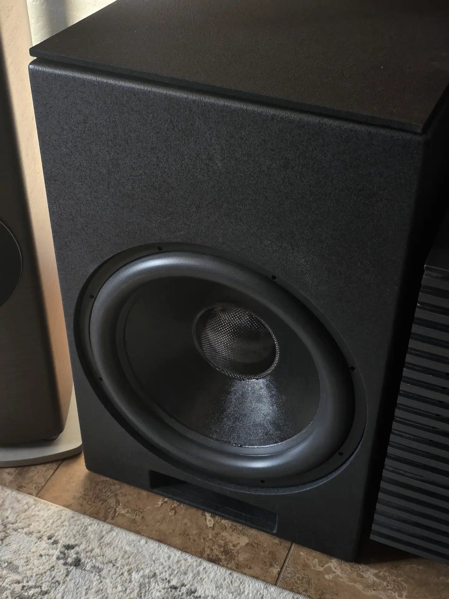 JTR Captivator 2400 Subwoofers (Pair)