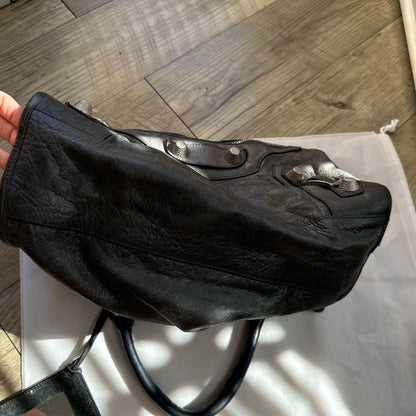 🔥 Authentic Balenciaga city bag gaint in black/grey Pre-owned 🔥