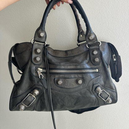 🔥 Authentic Balenciaga city bag gaint in black/grey Pre-owned 🔥