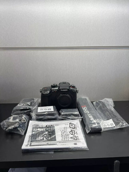 Panasonic LUMIX GH5 II 20.3MP Mirrorless Micro Four Thirds Camera – DC-GH5M