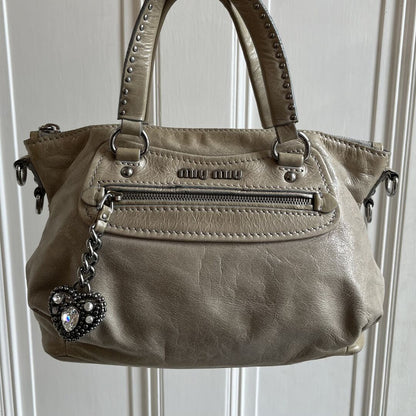 🔥 Authentic Miu Miu Studded Charm Leather Beige Shoulder Bag Pre-owned 🔥
