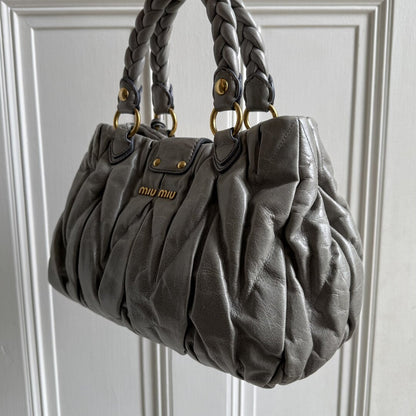 🔥 Authentic Miu Miu Matelasse Grey Leather Handbag Pre-owned 🔥