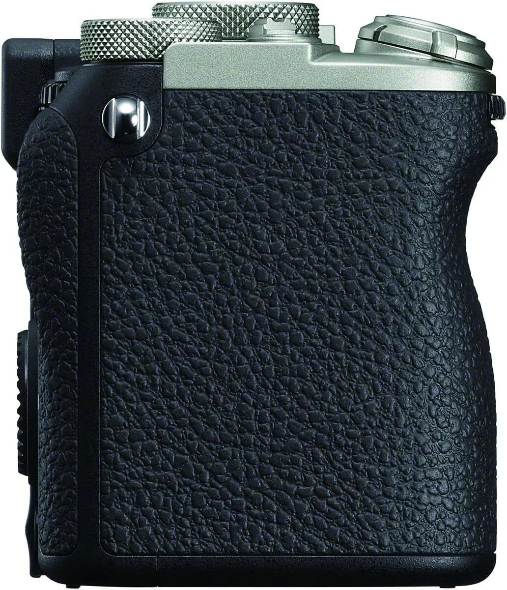 Sony Alpha 7CR Full-Frame Interchangeable Lens Camera – Silver