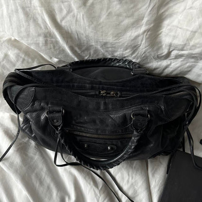 🔥 Authentic vintage balenciaga city bag Pre-owned 🔥