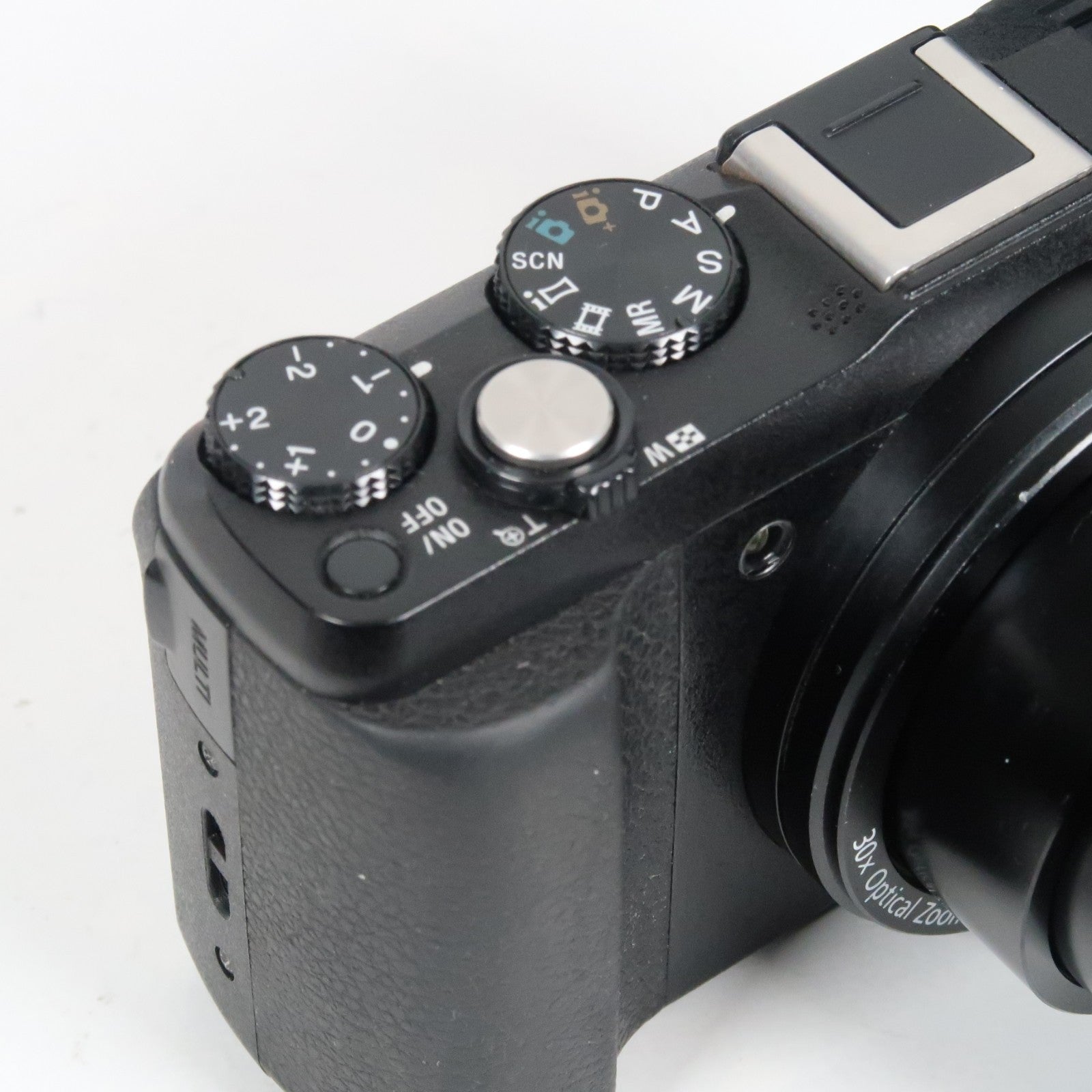 Sony CyberShot DSC-HX60V 20.4MP Digital Camera – Boxed, with Case &amp; 32GB SD Card