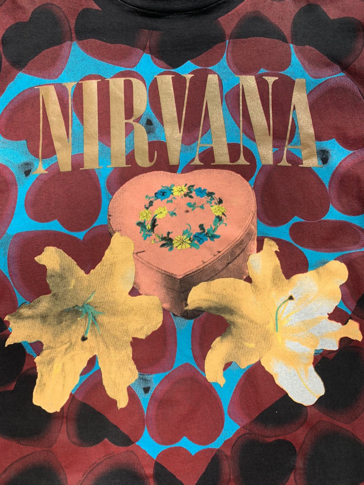 90s Vintage Nirvana heart shaped box 1993