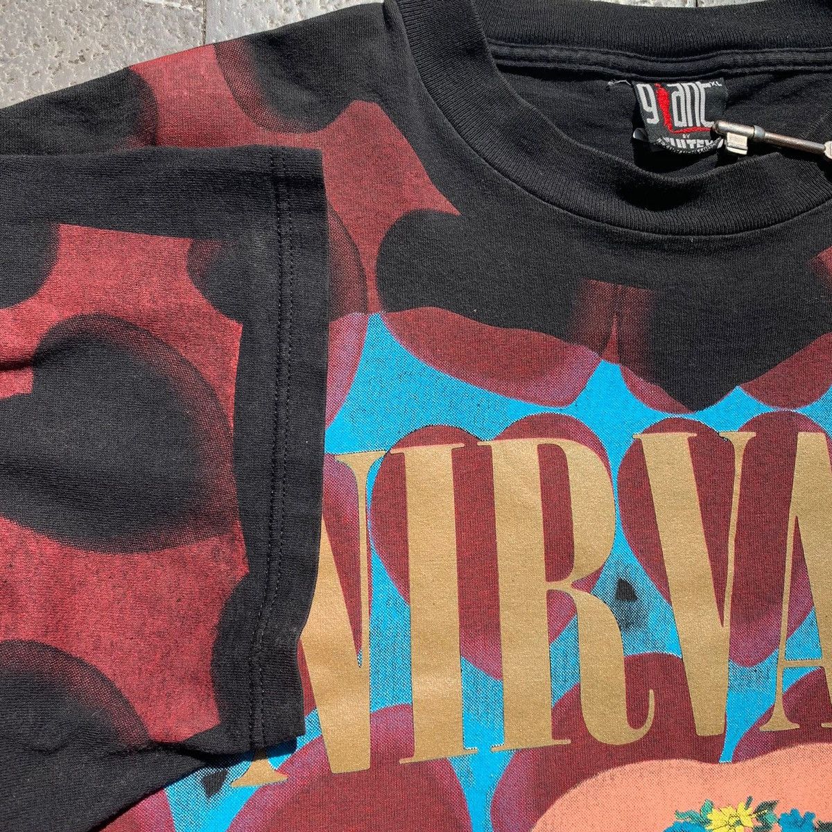 90s Vintage Nirvana heart shaped box 1993