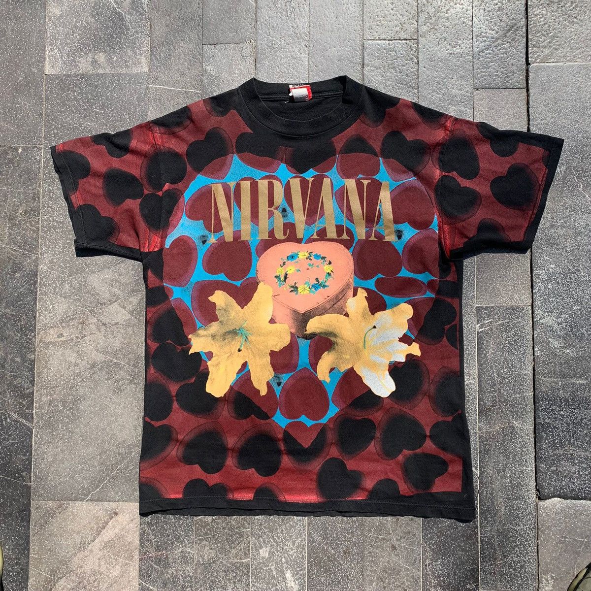 90s Vintage Nirvana heart shaped box 1993