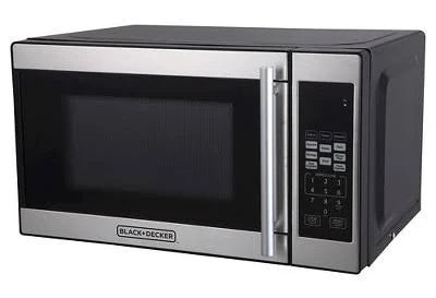 BLACK+DECKER 0.7 cu ft Countertop Microwave Oven