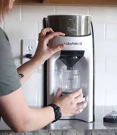 Baby Brezza Formula Pro Advanced Formula Dispenser - White